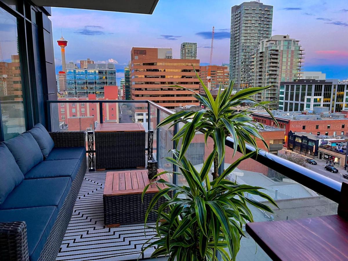 Luxury Dt, 2 Bedroom Deal, Private Balcony, Full Kitchen, Gym - Free Parking YYC Екстериор снимка